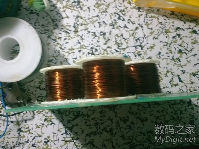 来个新鲜的,下推式磁悬浮DIY成功(更新原理图) 来个新鲜的,下推式磁悬浮DIY成功(更新原理图)