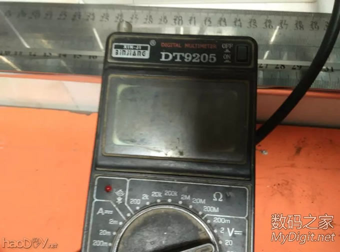 只需要增加一个电位器,改成0.8--30V可调 30元24V14.6A电源,只需一个电位器改0.8V--30V可调--已经更新