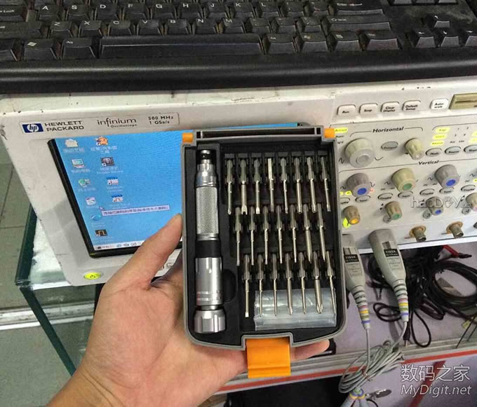 能玩红警的惠普数字示波器!HP54815A拆解+维修RTC+装系统