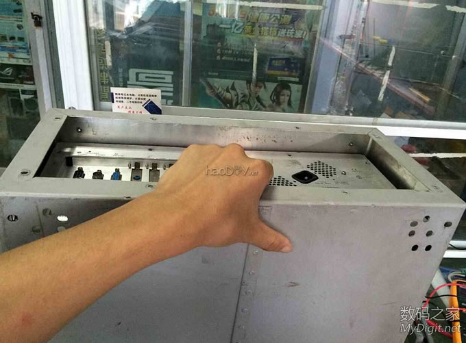 能玩红警的惠普数字示波器!HP54815A拆解+维修RTC+装系统