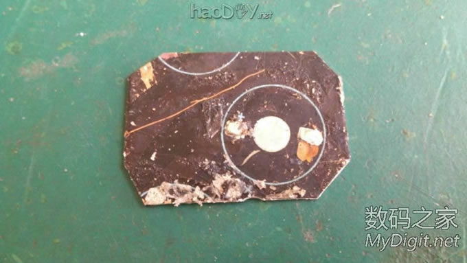 捡个拖把棍子(铝滴)D个小手电,楼层较多,早起锻炼身体哈。