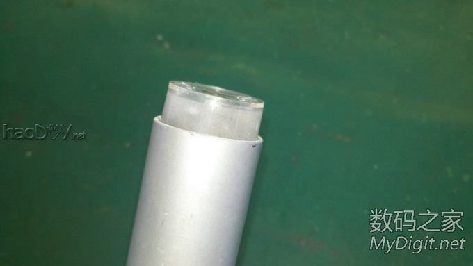 捡个拖把棍子(铝滴)D个小手电,楼层较多,早起锻炼身体哈。