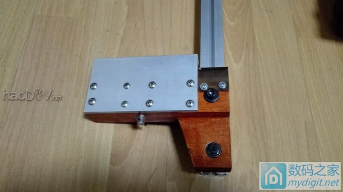 做一个简单实用的小台锯