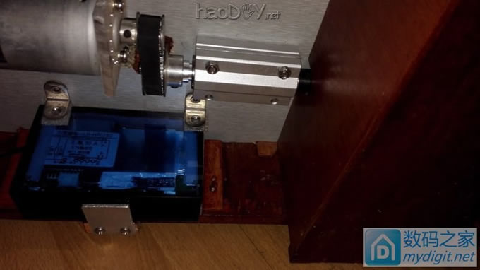 做一个简单实用的小台锯