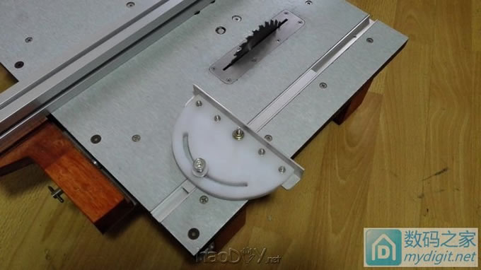 做一个简单实用的小台锯