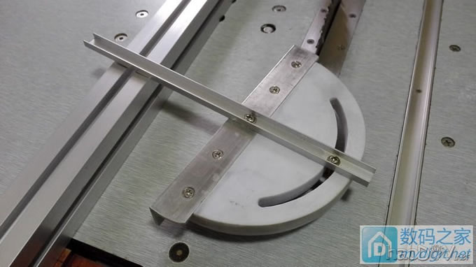 做一个简单实用的小台锯