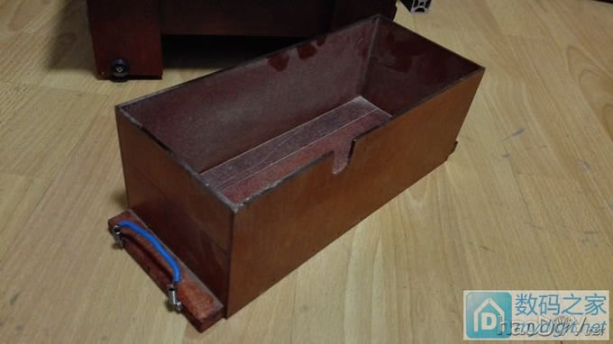 做一个简单实用的小台锯