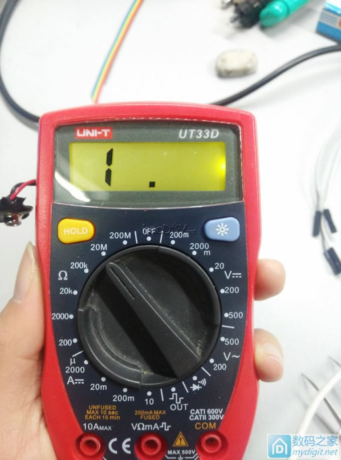 魔改UT33D万用表--锂电供电+自动休眠+摇晃唤醒+背光控制