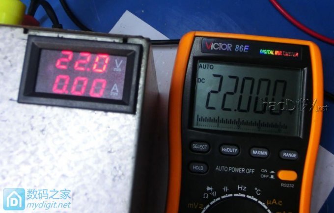 『伟云DIY』铁壳版艾默生R48-2900U电源改可调,加电压电流表和输