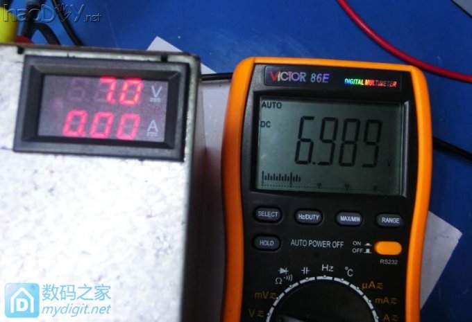 『伟云DIY』铁壳版艾默生R48-2900U电源改可调,加电压电流表和输