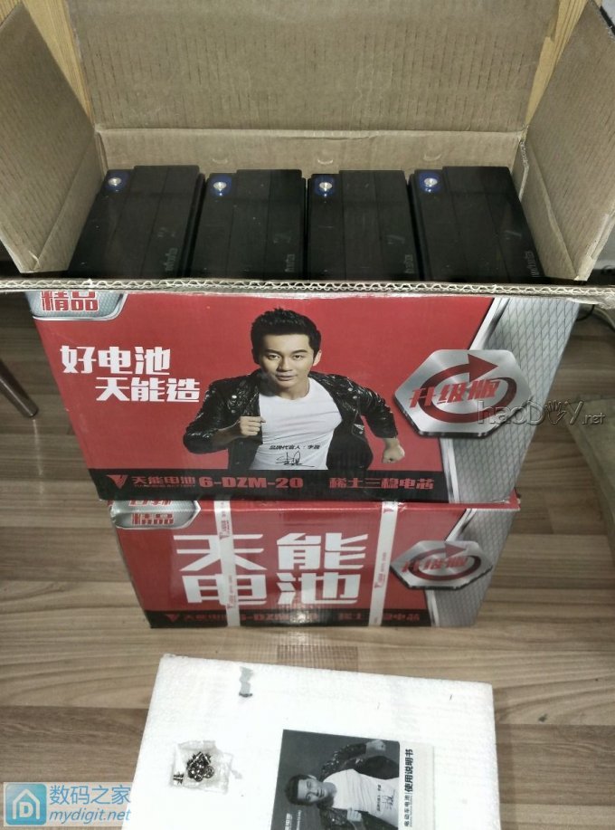 太阳能发电准备并一组电池,因此就有了这个想法