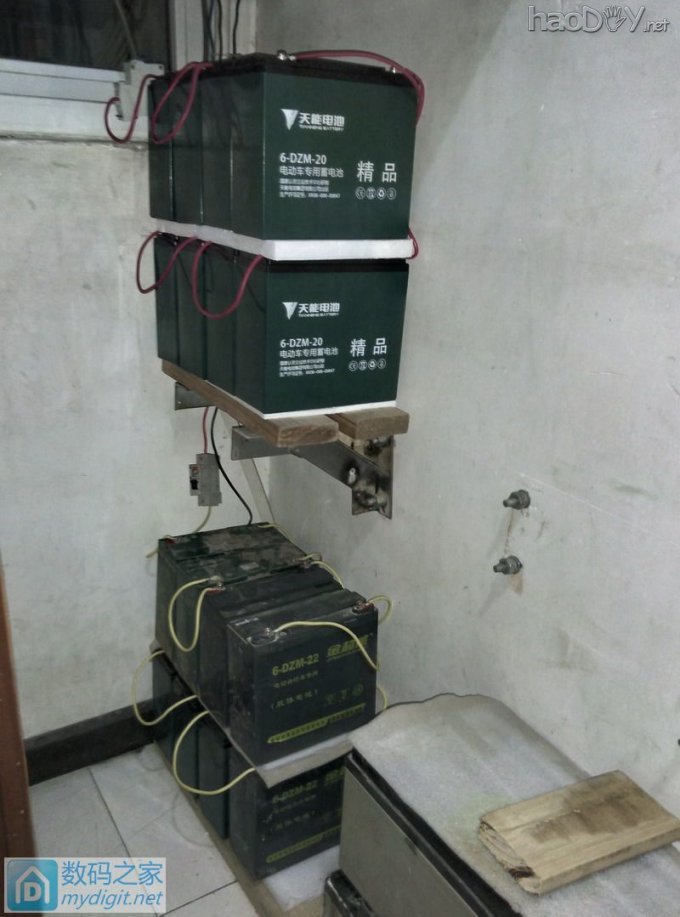 太阳能发电准备并一组电池,因此就有了这个想法