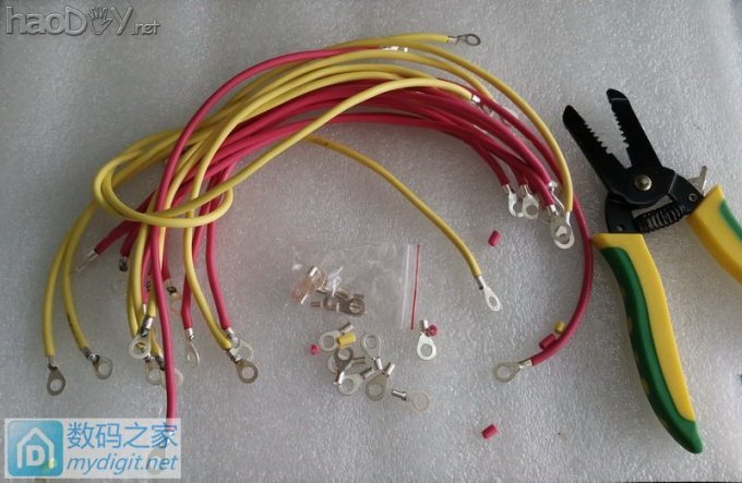 太阳能发电准备并一组电池,因此就有了这个想法