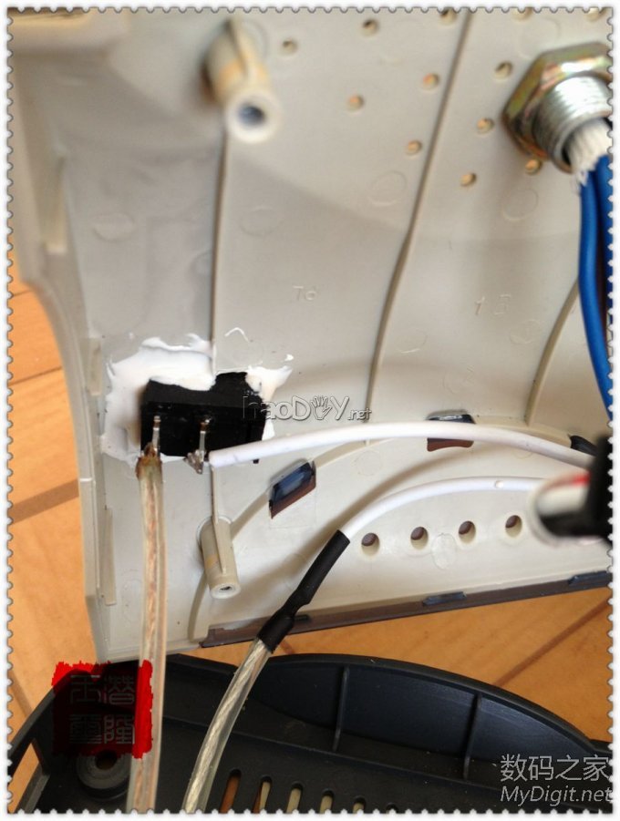 全球首创手工打造,互联星空牌三色可调台灯