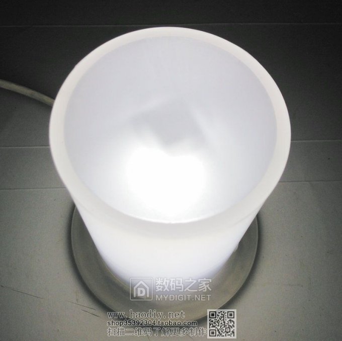 废物利用,一堆鸡肋做了个床头灯