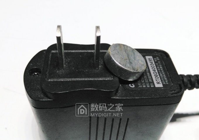 废物利用,一堆鸡肋做了个床头灯 废物利用,一堆鸡肋做了个床头灯