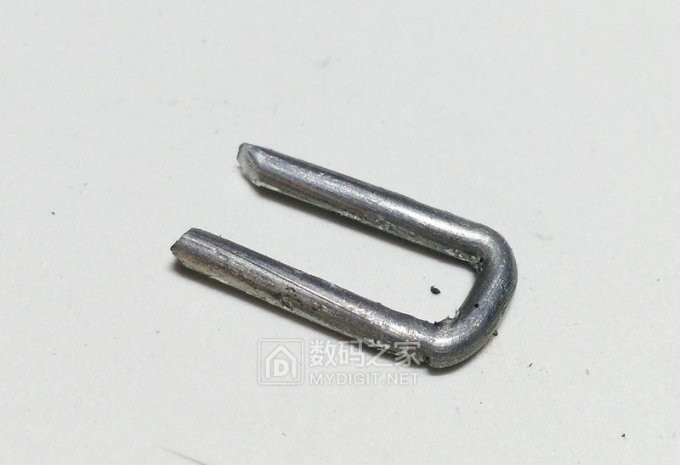 废物利用,一堆鸡肋做了个床头灯