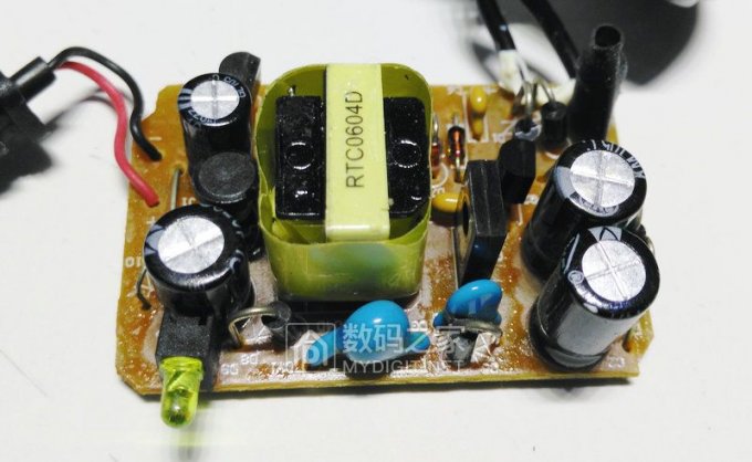 废物利用,一堆鸡肋做了个床头灯 废物利用,一堆鸡肋做了个床头灯