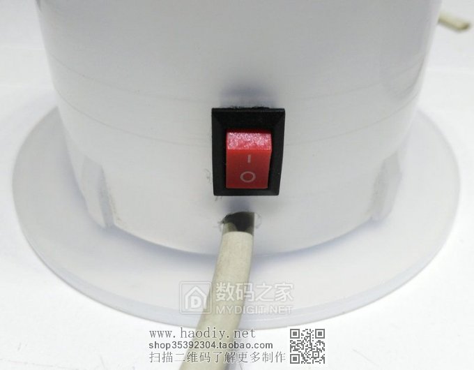 废物利用,一堆鸡肋做了个床头灯