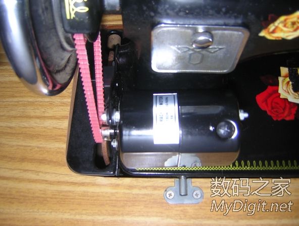 不到四十元老缝纫机改成电动缝纫机 不到四十元老缝纫机改成电动缝纫机