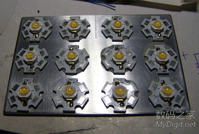 『MM DIY』单反补光灯。图多,墨迹,杀猫。