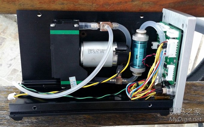 迷你和功能折腾到极致 JBC150W焊台+白光T12&T22焊台+白光吸锡器+热风枪 迷你和功能折腾到极致 JBC150W焊台+白光T12&T22焊台+白光吸锡器+