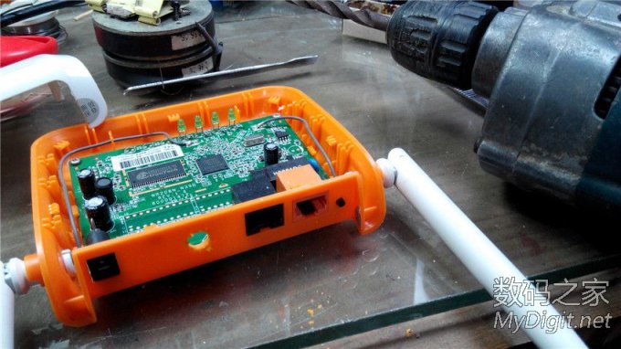 DIY一副卫星锅WIFI天线 DIY一副卫星锅WIFI天线