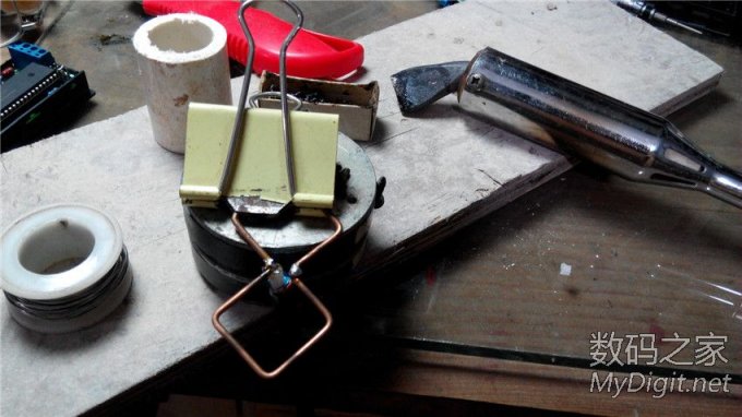 DIY一副卫星锅WIFI天线 DIY一副卫星锅WIFI天线