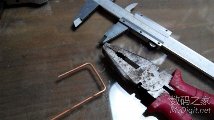 DIY一副卫星锅WIFI天线 DIY一副卫星锅WIFI天线