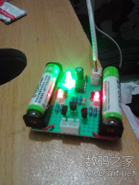 DIY个简单的镍氢电池充电器,简单实用,带电路图 DIY个简单的镍氢电池充电器,简单实用,带电路图