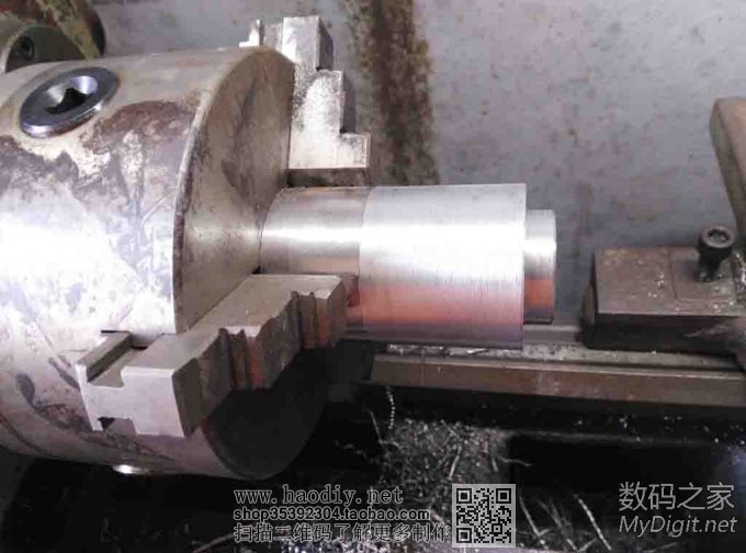 突然好想D个PCB小台钻,于是就D了。。。。 突然好想D个PCB小台钻,于是就D了。。。。