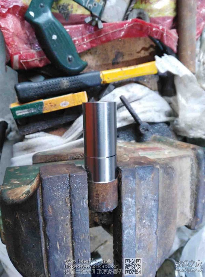 突然好想D个PCB小台钻,于是就D了。。。。