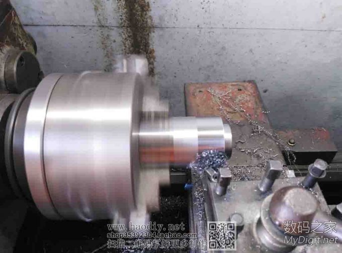 突然好想D个PCB小台钻,于是就D了。。。。 突然好想D个PCB小台钻,于是就D了。。。。