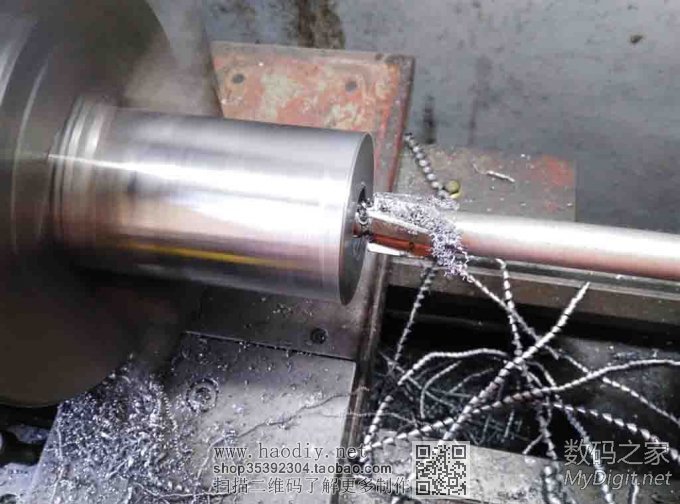 突然好想D个PCB小台钻,于是就D了。。。。 突然好想D个PCB小台钻,于是就D了。。。。