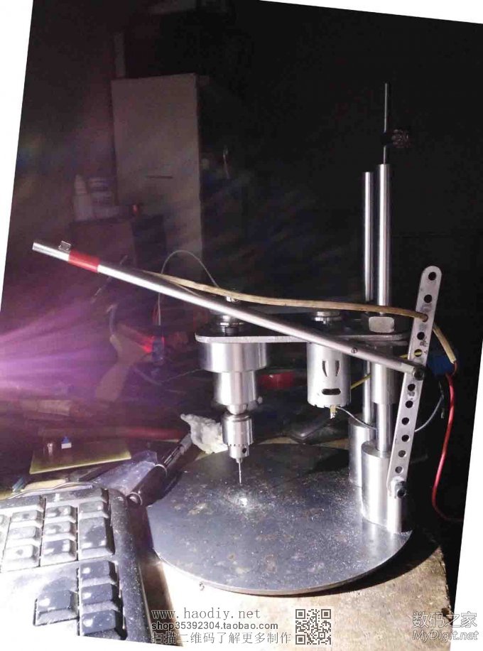 突然好想D个PCB小台钻,于是就D了。。。。