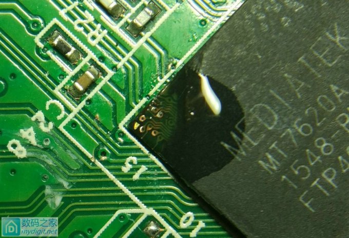 斐讯K1(PSG1208)刮U加USB成功!全网首发(适合MT7620A方案) 斐讯K1(PSG1208)刮U加USB成功!全网首发(适合MT7620A方案)