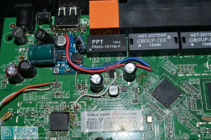 斐讯K1(PSG1208)刮U加USB成功!全网首发(适合MT7620A方案) 斐讯K1(PSG1208)刮U加USB成功!全网首发(适合MT7620A方案)