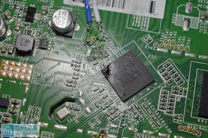 斐讯K1(PSG1208)刮U加USB成功!全网首发(适合MT7620A方案) 斐讯K1(PSG1208)刮U加USB成功!全网首发(适合MT7620A方案)