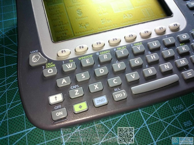 Voyage 200 键盘局部 德州仪器 TI Voyage 200 图形计算器拆机和超频