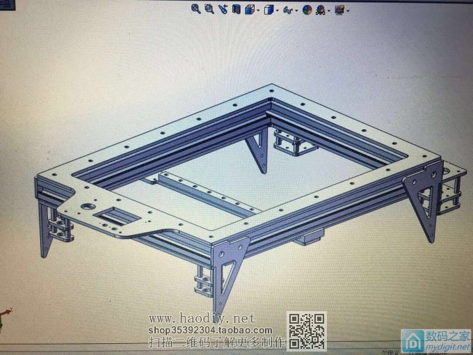 请输入描述 历时1个月造了一台全不锈钢的小型激光雕刻机。。。。。。。。。