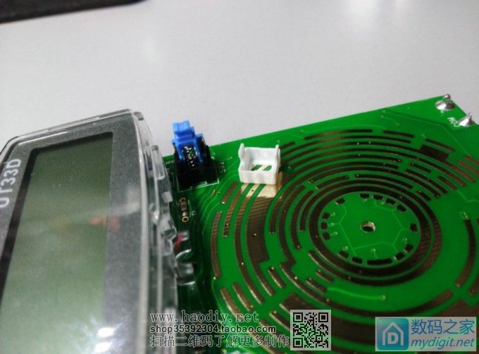 魔改UT33D万用表--锂电供电+自动休眠+摇晃唤醒+背光控制 魔改UT33D万用表--锂电供电+自动休眠+摇晃唤醒+背光控制