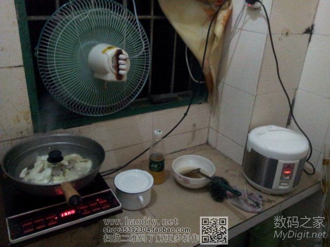 电风扇变身抽油烟机,你也可以做到。 电风扇变身抽油烟机,你也可以做到。