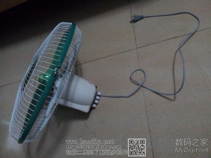 电风扇变身抽油烟机,你也可以做到。 电风扇变身抽油烟机,你也可以做到。