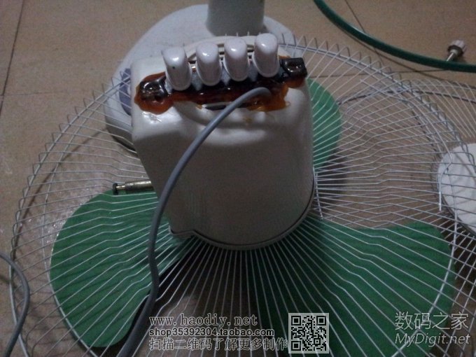 电风扇变身抽油烟机,你也可以做到。 电风扇变身抽油烟机,你也可以做到。