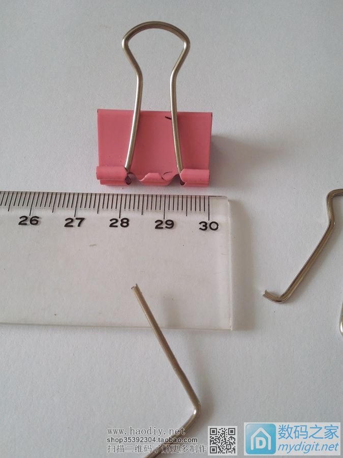 加工个瑞士军刀上的眼镜改锥,大家看看效果怎样,内有自制的小电钻和电磨。 加工个瑞士军刀上的眼镜改锥,大家看看效果怎样,内有自制的小电
