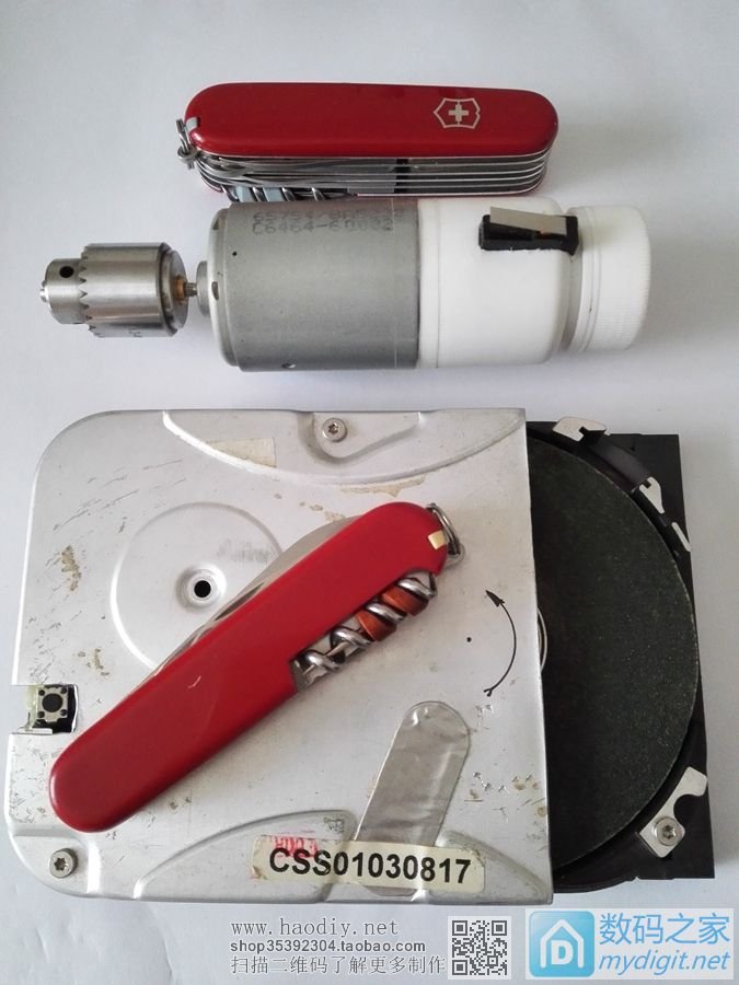 加工个瑞士军刀上的眼镜改锥,大家看看效果怎样,内有自制的小电钻和电磨。 加工个瑞士军刀上的眼镜改锥,大家看看效果怎样,内有自制的小电