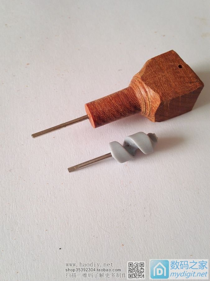 加工个瑞士军刀上的眼镜改锥,大家看看效果怎样,内有自制的小电钻和电磨。 加工个瑞士军刀上的眼镜改锥,大家看看效果怎样,内有自制的小电