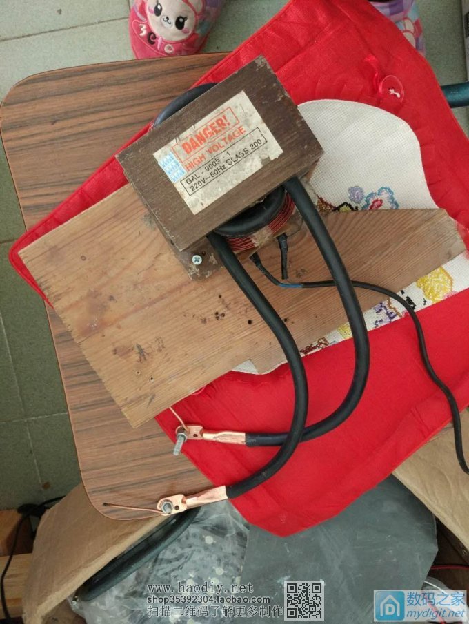 900W纯铜变压器做的点焊机,手动焊接总是把薄铁皮烧着了,怎么改进呢 900W纯铜变压器做的点焊机,手动焊接总是把薄铁皮烧着了,怎么改