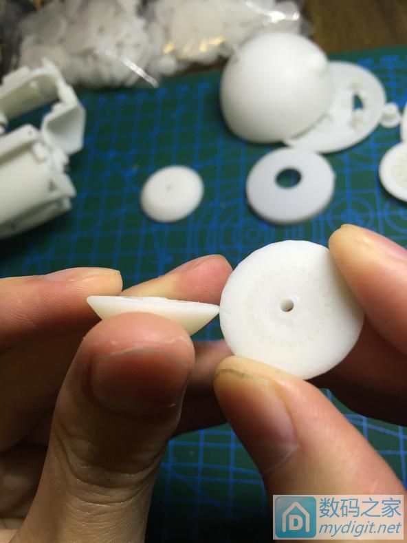 (基础拆解)2017年首发,DIY星战BB-8机器人 (基础拆解)2017年首发,DIY星战BB-8机器人