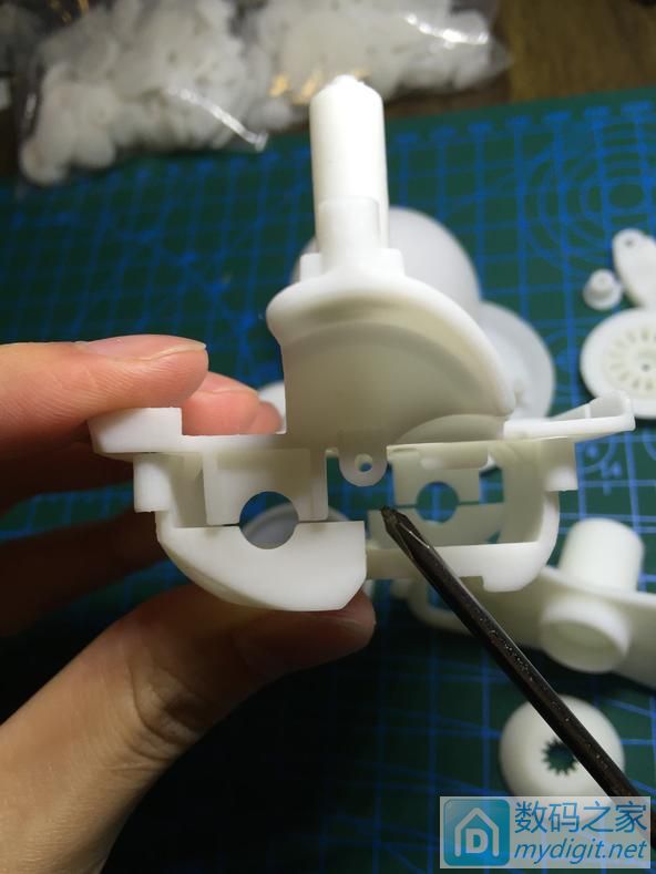 (基础拆解)2017年首发,DIY星战BB-8机器人 (基础拆解)2017年首发,DIY星战BB-8机器人